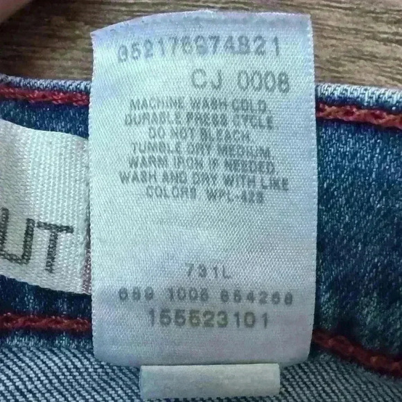 Levi Relaxed Classic 550 Bootcut 6M/28 Style#: 155523101 - Picture 8 of 14